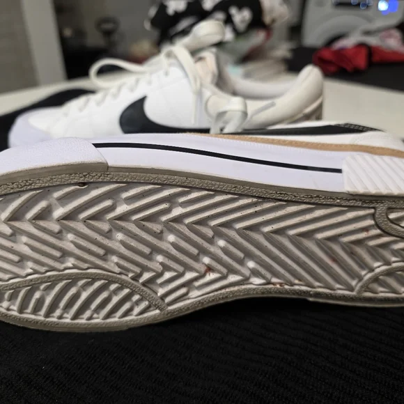 Nike Womens Court Legacy Lift Platform Shoe - Picture 7 of 8